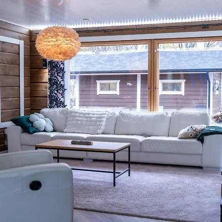 Captains Riverside - Jacuzzi - Bbq Hut - Rovaniemi