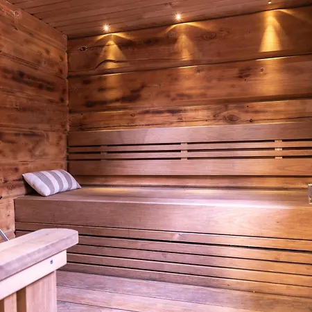 Captains Riverside - Jacuzzi - Bbq Hut - Rovaniemi