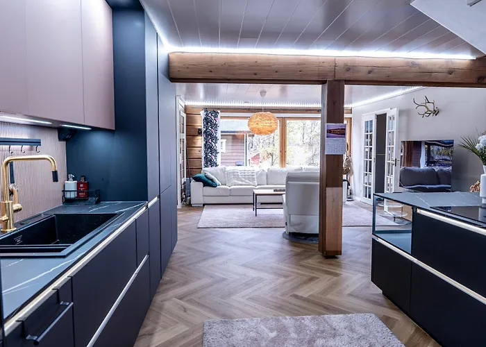 Captains Riverside - Jacuzzi - Bbq Hut - * Рованиеми