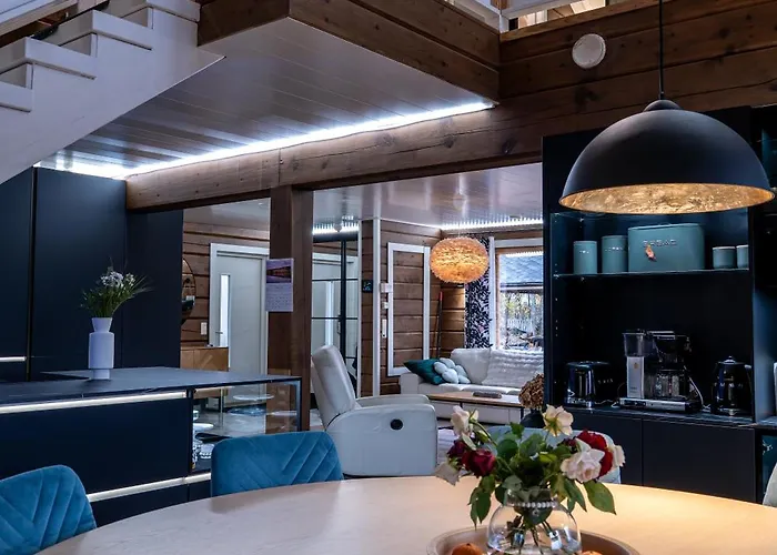 Captains Riverside - Jacuzzi - Bbq Hut - Rovaniemi