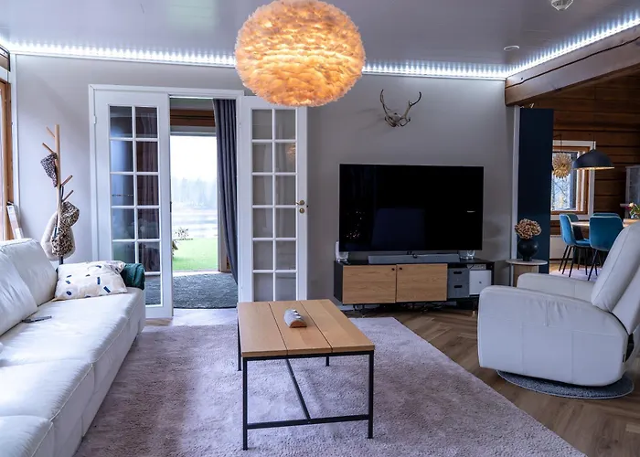 Captains Riverside - Jacuzzi - Bbq Hut - Rovaniemi